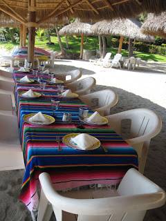 pretty table setting