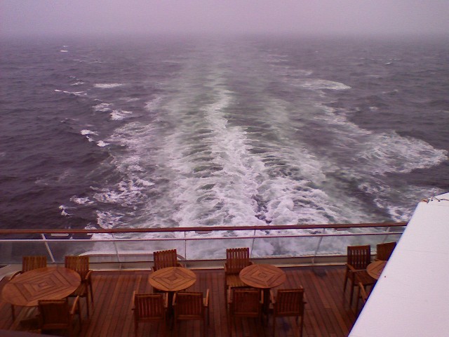 [0510081014-750599.jpg]