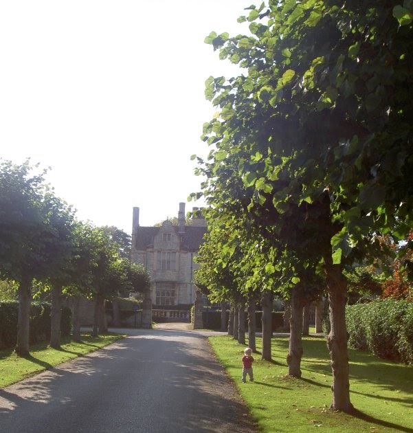 Thora Florence Yarnton Manor Pictoral Tour