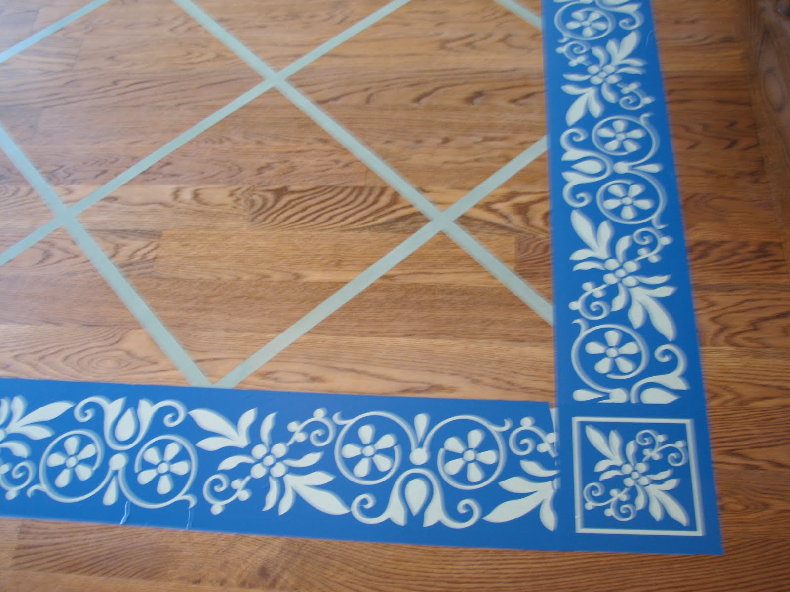 Bella Terra Designs Faux Finishes A painted rug design