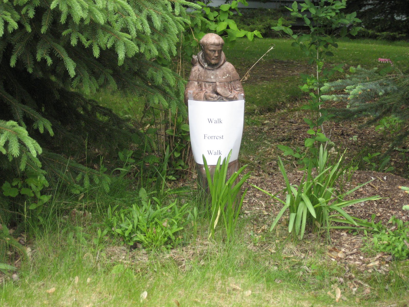 forrest statue