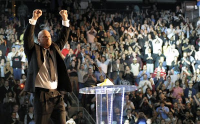 WWE Hall of Fame 2011 WWE+Hall+of+Fame+2009+Induction+Ceremony+-+Stone+Cold+Steve+Austin+Receives+a+Standing+Ovation+From+The+WWE+Fans+In+Attendance