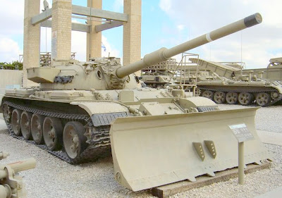 el T55-4 Tyran y el Centurion (re-editado)