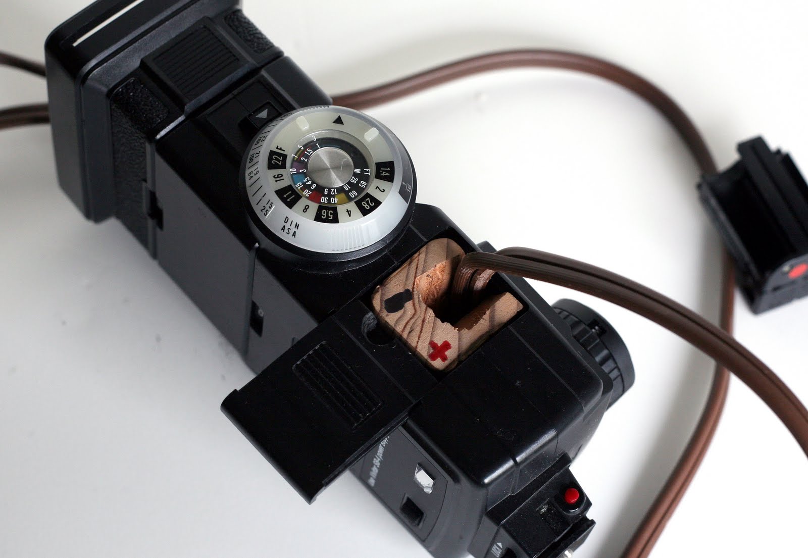 [battery+compartment.jpg]