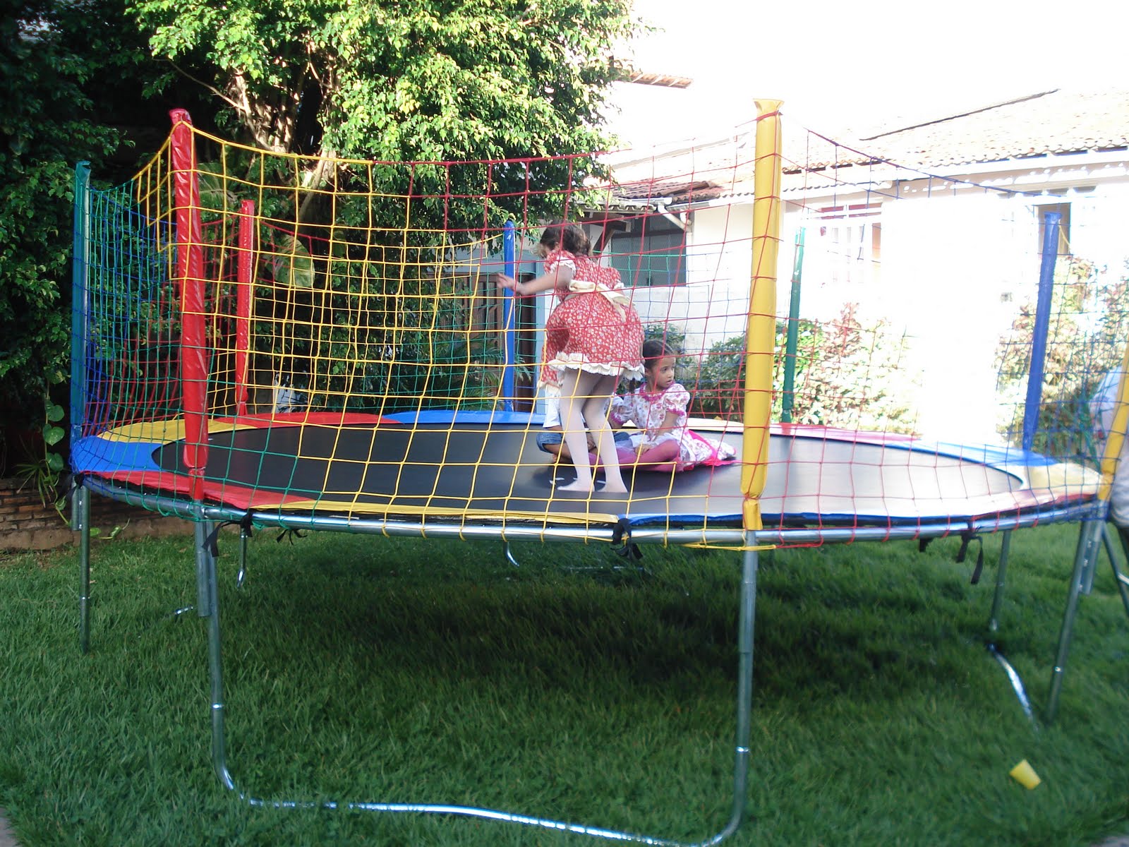 CAMA ELÁSTICA, PISCINA DE BOLINHAS ...