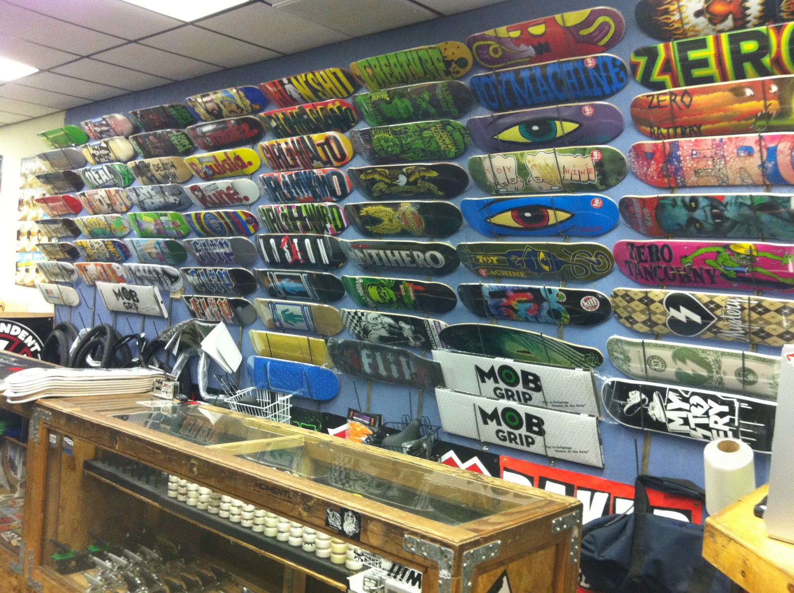 Momentum Skate Sale