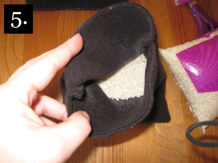 Diary of the Overanxious Horse Owner DIY Bit Warmer Tutorial