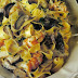 Fettuccine al tartufo, porcini e gamberetti