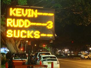 [Kevin+Rrudd+Sucks+sign.jpg]