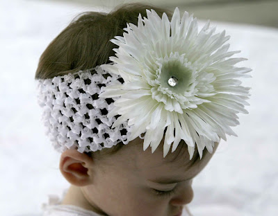 White+daisy+chain+headband