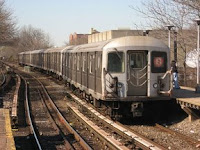 Tren B en dirección a Bedford Park Boulevard, el 20 de abril de 2007, por Adam E. Moreira