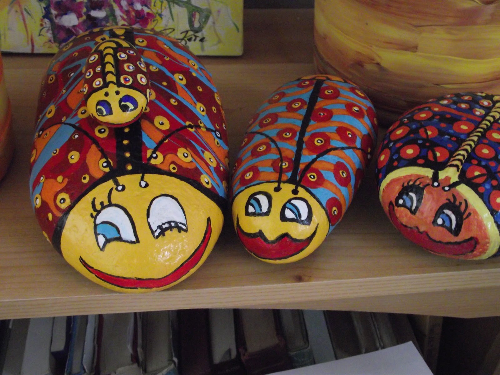RoseReta's Art PAINTED ROCKS! Flowers that need no care, never die