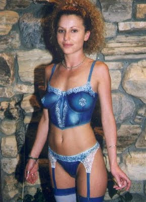 Popular Body Painting at Club Blue