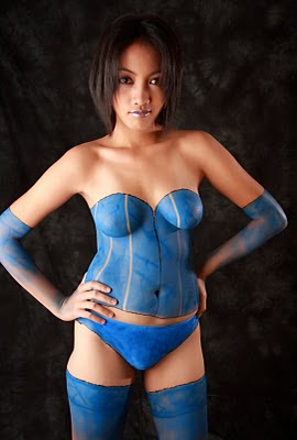 Beautiful Body Painting - Blue Bra