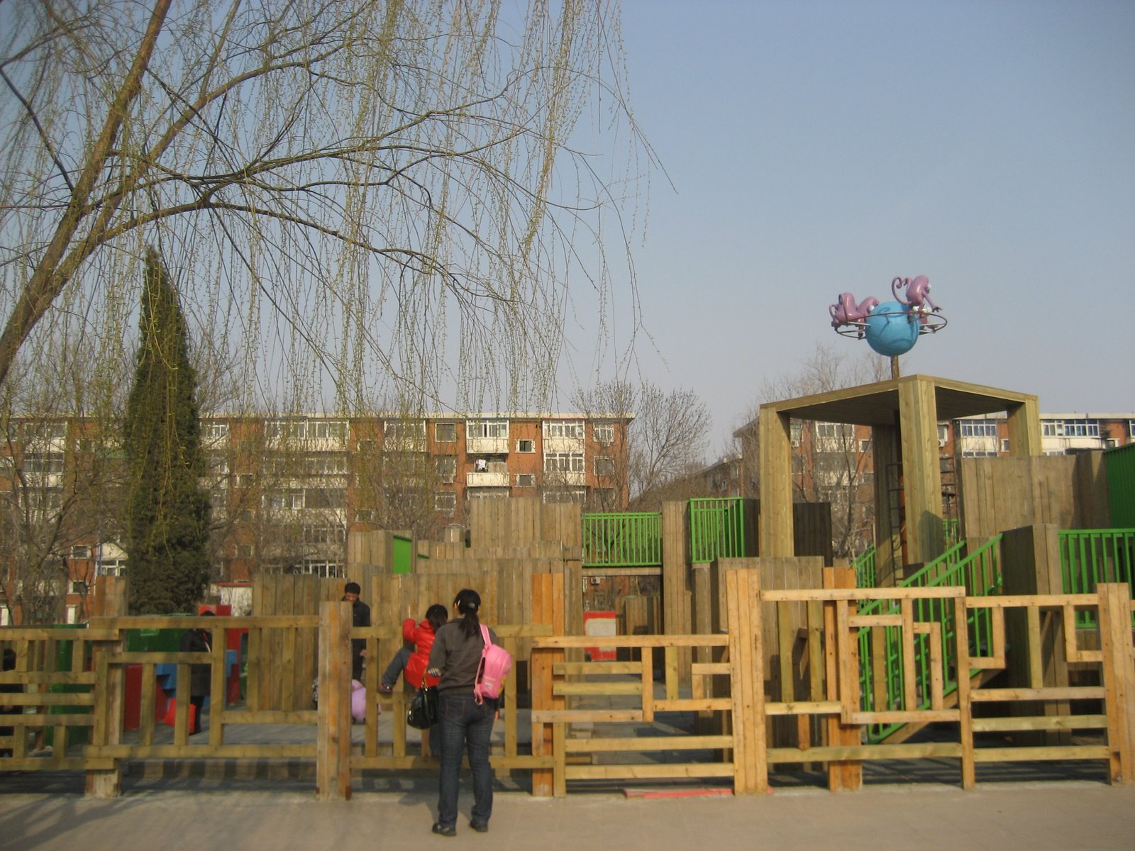[CF+park+wood+playground.JPG]