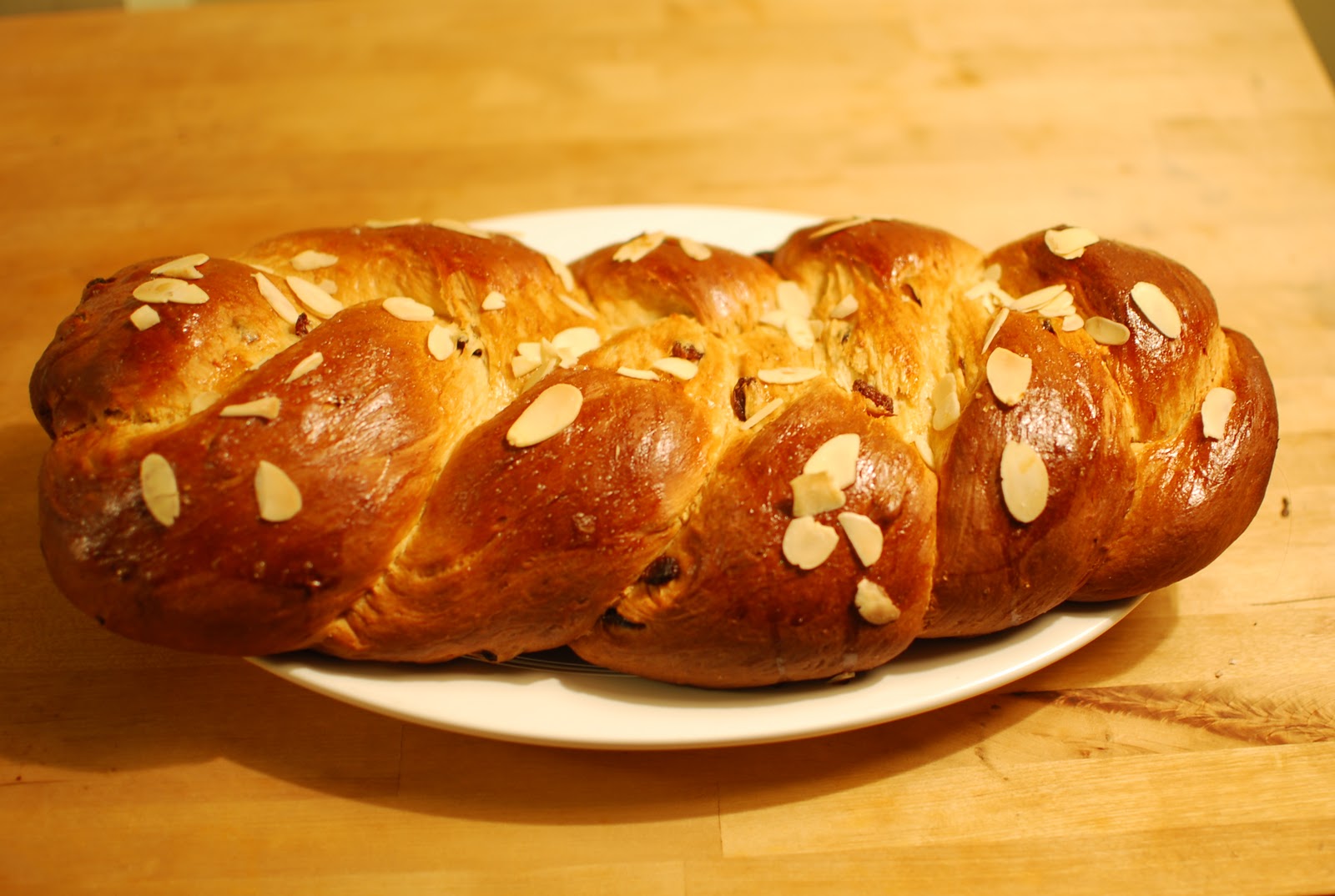 Taste My Plate Sweet Bread (Slovak Christmas Bread Vianocka)