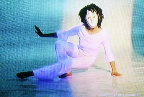 [Blue+Enter+album+03+ggg+copie.jpg]