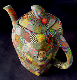 http://wandadesigns.blogspot.com/2007/02/brand-new-teapots.html
