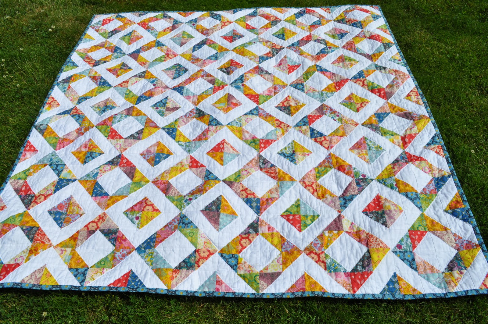 Light in the Valley Quilt Pattern - Bing Images quilts/ quilt blocks Pinterest Quilt ...