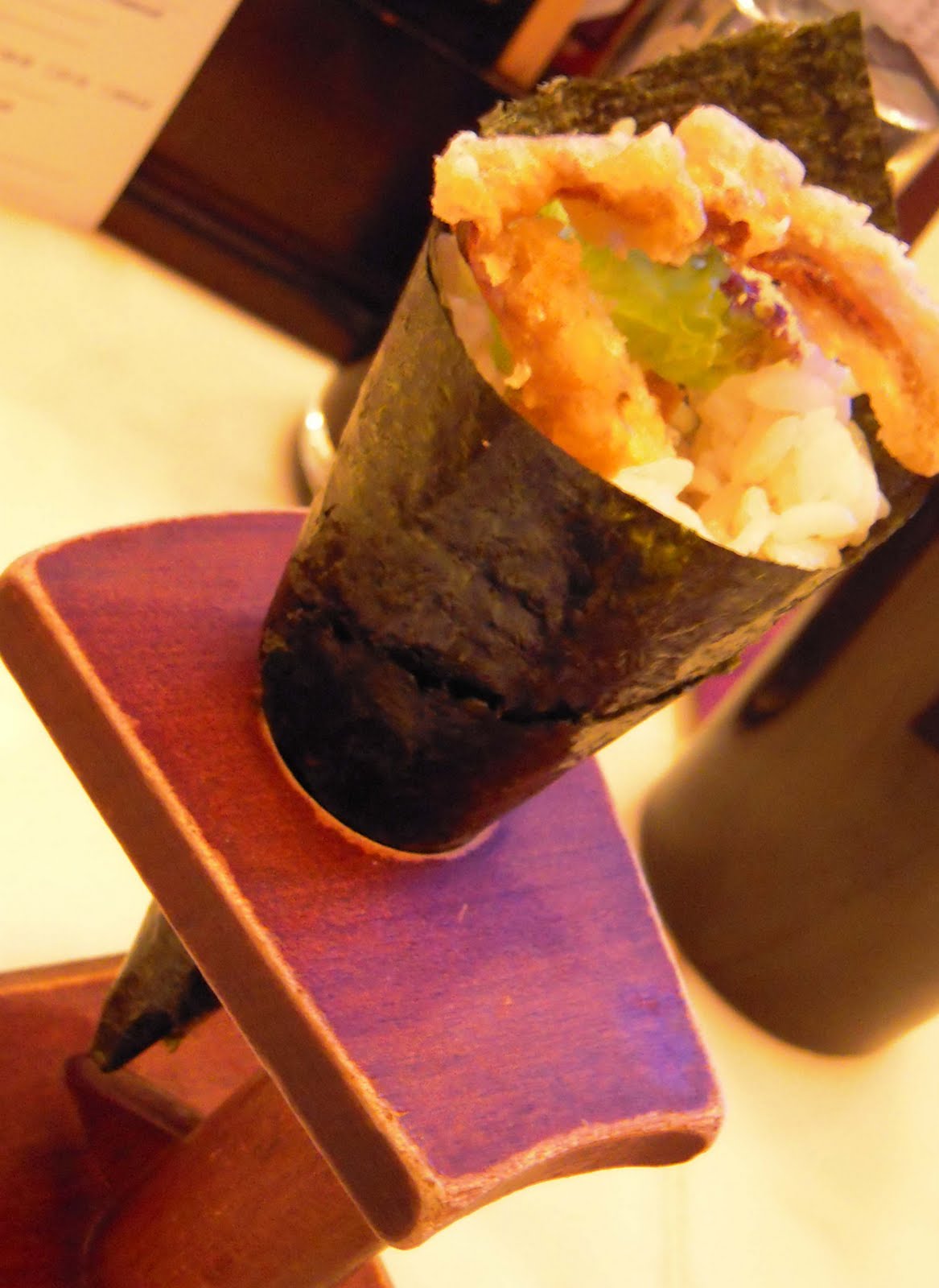 http://4.bp.blogspot.com/_eaYgbirNtC4/S-NQicbFRDI/AAAAAAAABB8/neK85Cn-39U/s1600/Sushi%2BOne%2B5.jpg