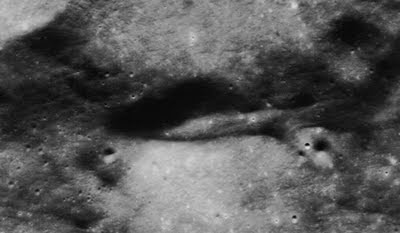 Apollo 20, la missione top secret per recuperare un'astronave aliena Lunexit+normal_APOLLO_15_-_AS_15-P-9625-05