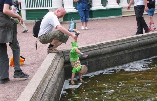 [this-dad-has-the-right-idea.jpg]