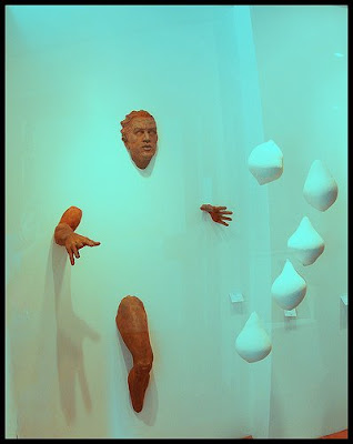 Escultura em paredes