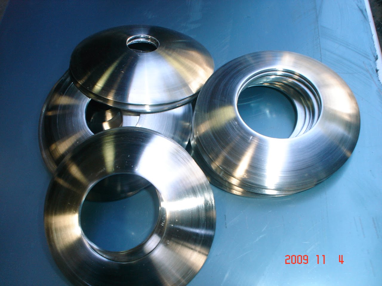 DE MAQUINAS Y MUEBLES DE ACERO INOXIDABLE Tapas para Tubo Acero DE MAQUINAS Y MUEBLES DE ACERO INOXIDABLE Tapas para Tubo Acero