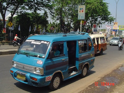 Sisi lain ANGKOT