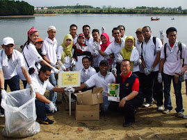 Johore baru beach cleaners.