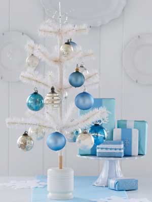 White Christmas Tree White Christmas Tree