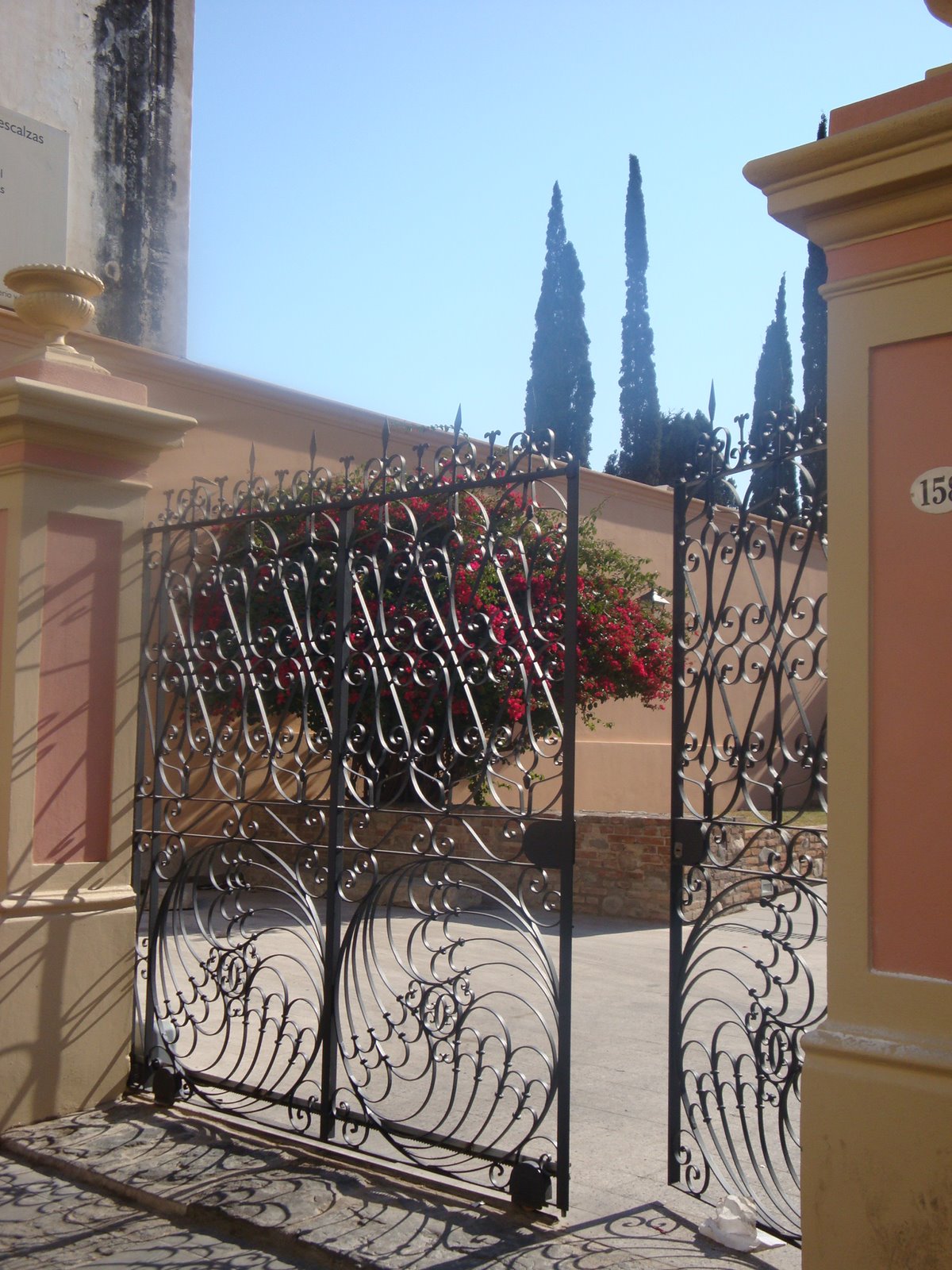 [DPSCamera__051.JPG]