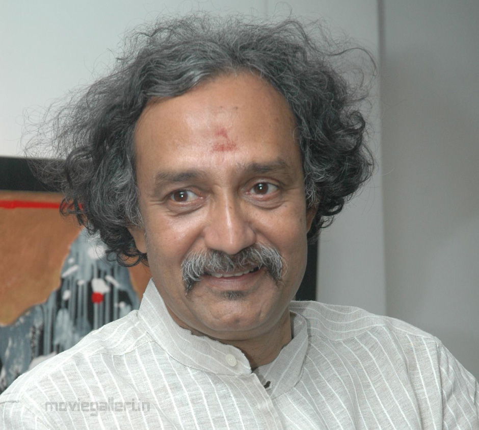 Thotta Tharani net worth salary