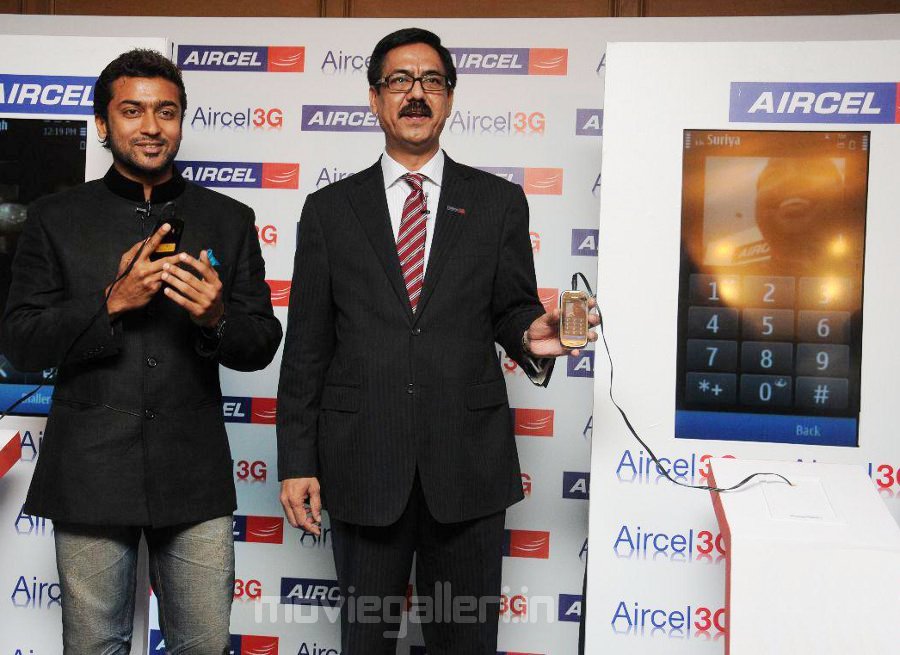 Surya Launches Aircel 3g Phones Stills Suriya Aircel 3g Launch Photo Gallery Surya Launches Aircel 3g Phones Stills Suriya Aircel 3g Launch Photo Gallery