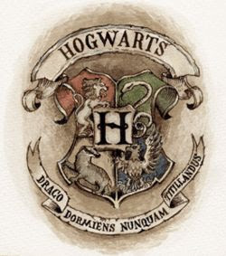 http://4.bp.blogspot.com/_ehZCv-xVjT4/TSrcdug1kuI/AAAAAAAAAQg/E_v7_if4xAU/S370/Hogwarts_logo_4.jpg