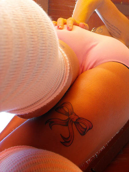 Labels: pink ribbon tattoo designs, Sexy pink ribbon tattoo designs,
