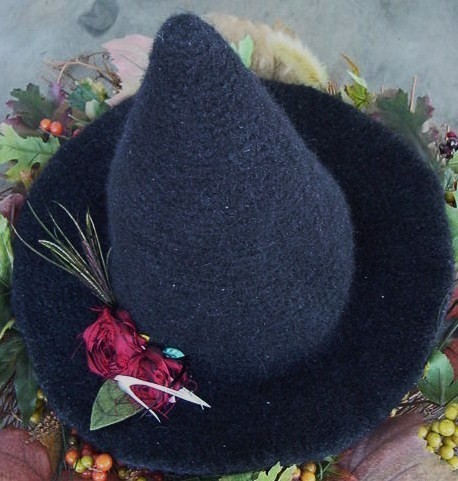 Crochet Machine: Witch Hat