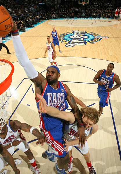 [LeBron+dunk+over+Dirk.jpg]