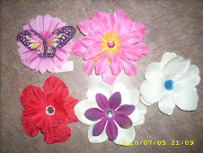 Hair flowers