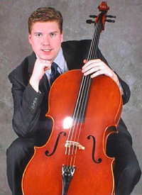 Cellist Justin Elkins