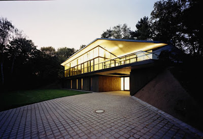 Luxury glass house design