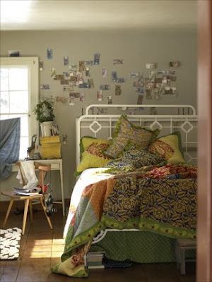 chloé Interesting+art+arrangement+-+bedroom+design