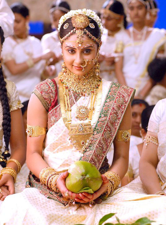 Indian actress in Marriage wedding dress wallpapers South Indian Telugu 