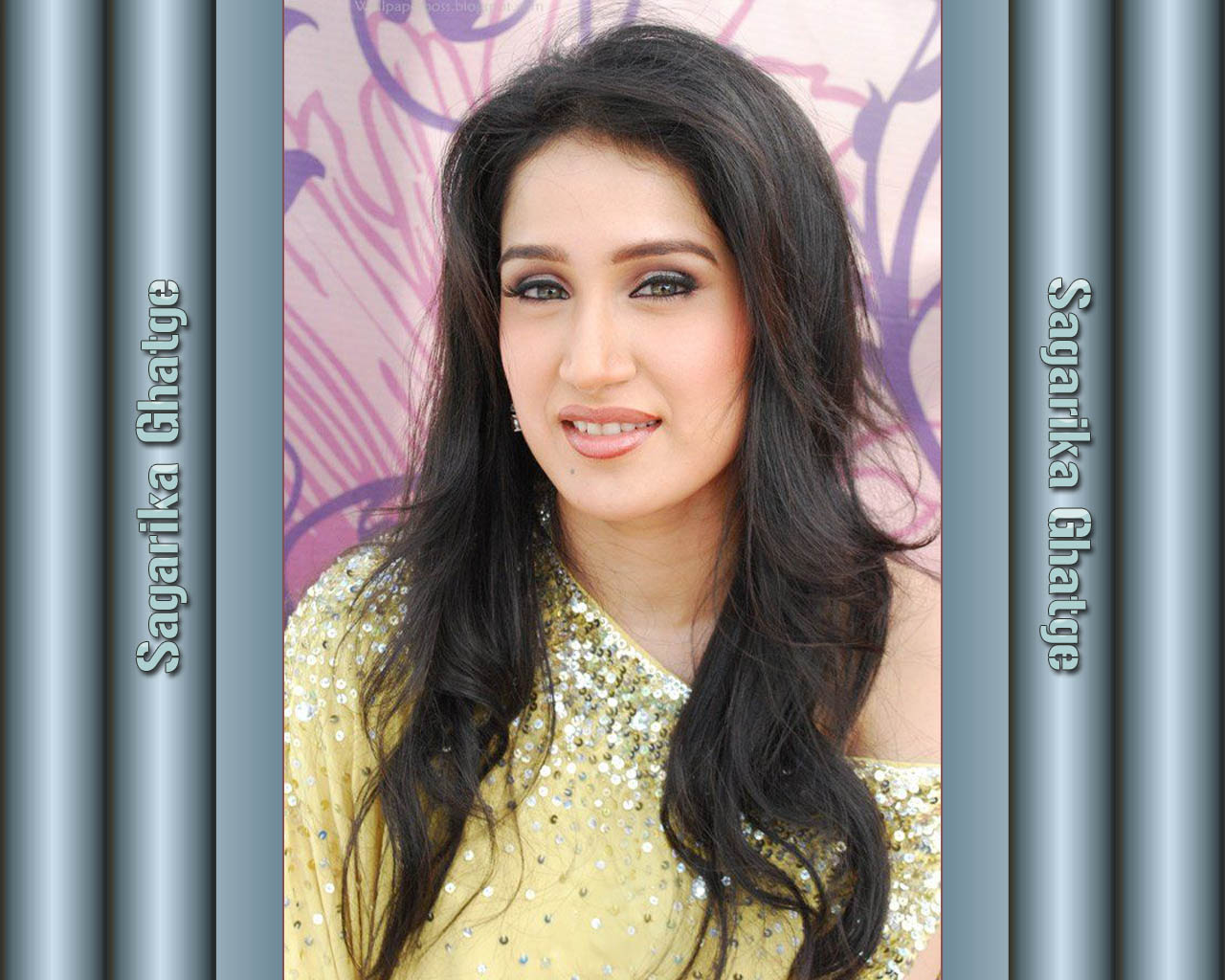[Sagarika-Ghatge-chakde-cute-actress.jpg]