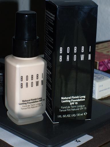Beauty Forest Bobbi Brown Natural Finish Long Lasting Foundation Review