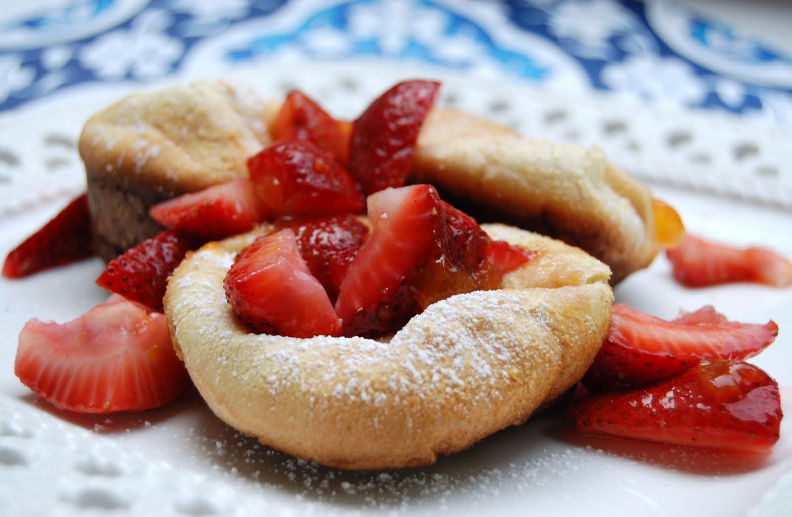 The Broken Oven Puffy Pancake Popovers