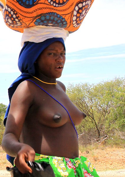 [Mulheres+Mucubais+-+Namibe+ac+(18).jpg]