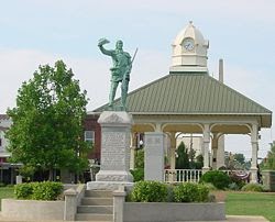 lawrenceburg crockett tn david davy square tennessee wikipedia august statue born funeral legend homes days wikimedia commons town center hollis