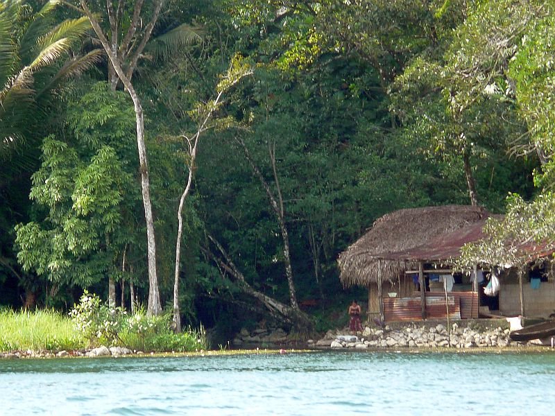 [small+house+and+creek.jpg]