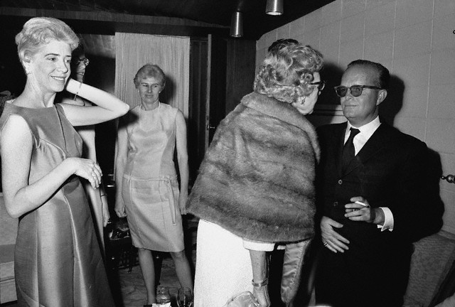 [Cocktail_Dress.jpg]